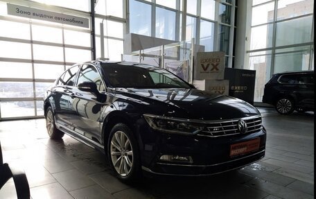 Volkswagen Passat B8 рестайлинг, 2019 год, 2 800 000 рублей, 5 фотография