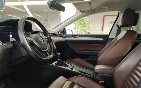 Volkswagen Passat B8 рестайлинг, 2019 год, 2 800 000 рублей, 8 фотография