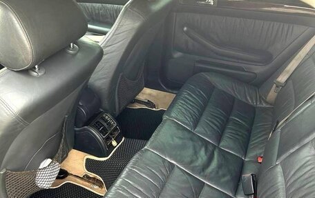Audi A6, 1998 год, 700 000 рублей, 13 фотография