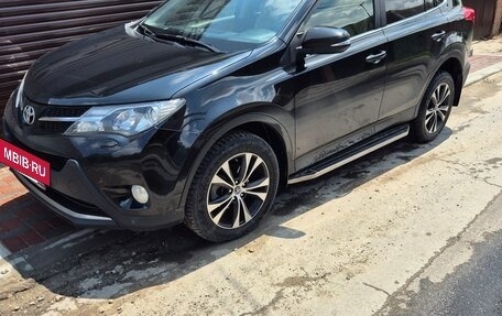 Toyota RAV4, 2014 год, 1 630 000 рублей, 2 фотография