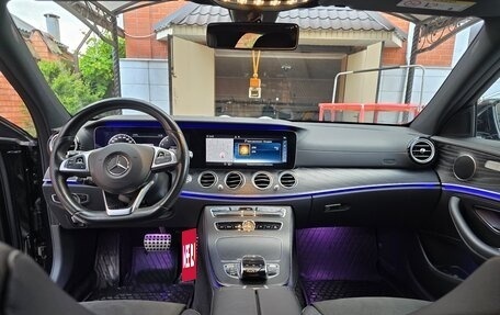 Mercedes-Benz E-Класс, 2018 год, 3 300 000 рублей, 11 фотография