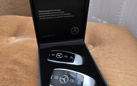 Mercedes-Benz E-Класс, 2018 год, 3 300 000 рублей, 16 фотография