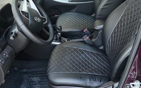 Hyundai Solaris II рестайлинг, 2012 год, 730 000 рублей, 6 фотография