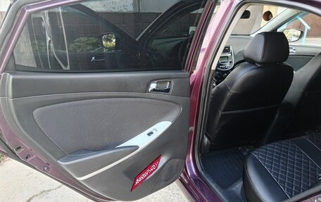 Hyundai Solaris II рестайлинг, 2012 год, 730 000 рублей, 9 фотография