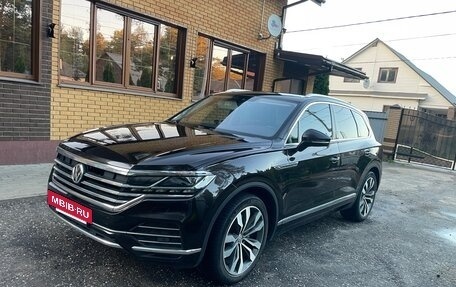 Volkswagen Touareg III, 2018 год, 3 900 000 рублей, 3 фотография