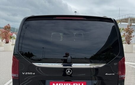 Mercedes-Benz V-Класс, 2018 год, 6 400 000 рублей, 6 фотография