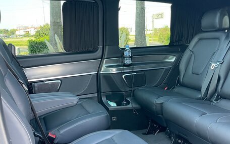 Mercedes-Benz V-Класс, 2018 год, 6 400 000 рублей, 17 фотография