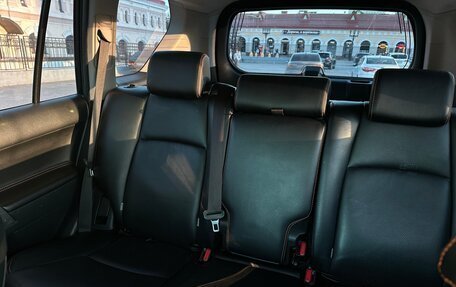 Toyota Land Cruiser Prado 150 рестайлинг 2, 2015 год, 3 250 000 рублей, 10 фотография