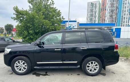 Toyota Land Cruiser 200, 2016 год, 6 800 000 рублей, 4 фотография