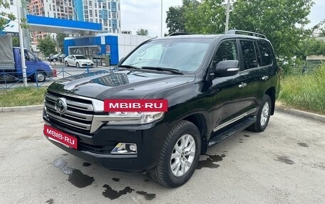 Toyota Land Cruiser 200, 2016 год, 6 800 000 рублей, 6 фотография