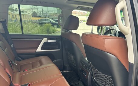 Toyota Land Cruiser 200, 2016 год, 6 800 000 рублей, 13 фотография