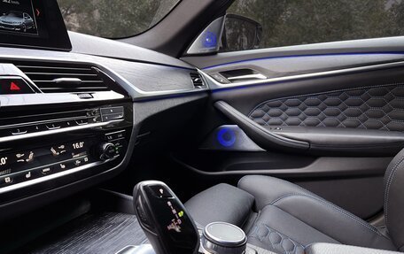 BMW 5 серия, 2017 год, 3 600 000 рублей, 9 фотография