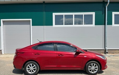 Hyundai Solaris II рестайлинг, 2017 год, 1 111 111 рублей, 3 фотография
