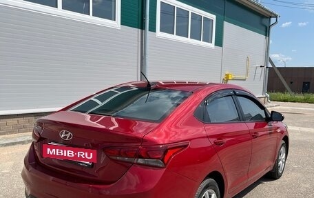 Hyundai Solaris II рестайлинг, 2017 год, 1 111 111 рублей, 6 фотография
