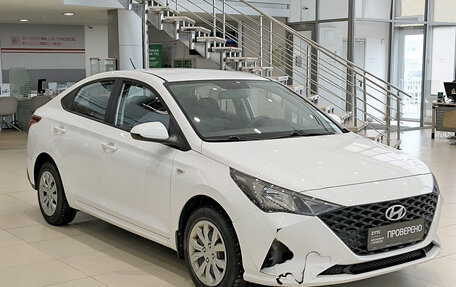 Hyundai Solaris II рестайлинг, 2020 год, 1 350 000 рублей, 3 фотография