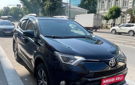 Toyota RAV4, 2017 год, 2 500 000 рублей, 2 фотография