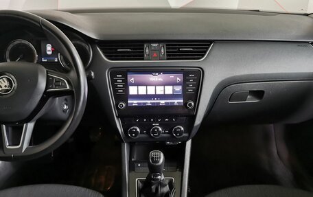 Skoda Octavia, 2017 год, 1 515 000 рублей, 11 фотография