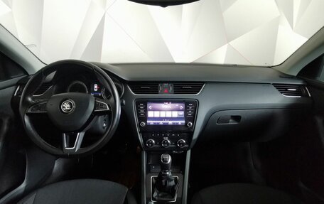 Skoda Octavia, 2017 год, 1 515 000 рублей, 10 фотография