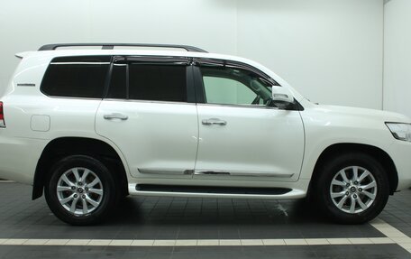 Toyota Land Cruiser 200, 2019 год, 8 200 000 рублей, 10 фотография