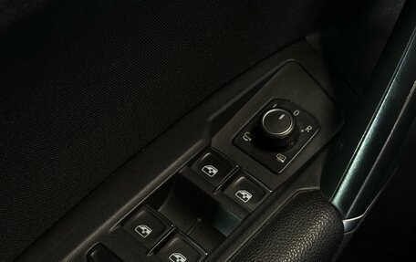Volkswagen Tiguan II, 2017 год, 1 897 000 рублей, 11 фотография