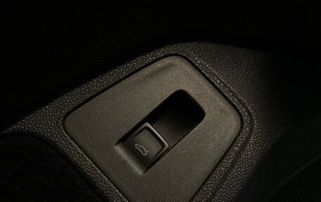 Volkswagen Tiguan II, 2017 год, 1 897 000 рублей, 13 фотография