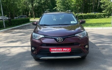 Toyota RAV4, 2016 год, 1 945 000 рублей, 3 фотография