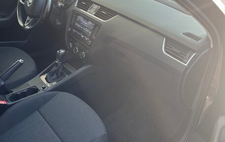 Skoda Octavia, 2017 год, 1 840 000 рублей, 13 фотография