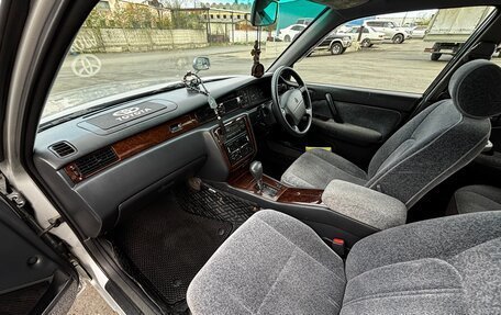 Toyota Crown, 1998 год, 700 000 рублей, 6 фотография
