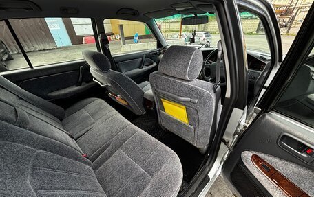 Toyota Crown, 1998 год, 700 000 рублей, 8 фотография