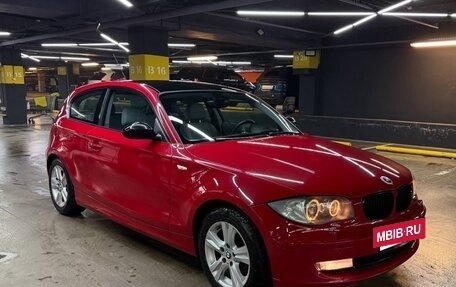BMW 1 серия, 2007 год, 1 000 000 рублей, 2 фотография