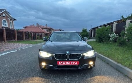 BMW 3 серия, 2012 год, 1 950 000 рублей, 19 фотография