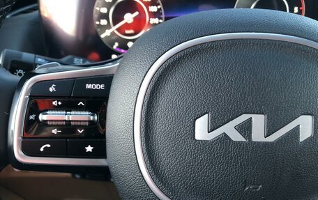 KIA Carnival, 2022 год, 5 500 000 рублей, 15 фотография