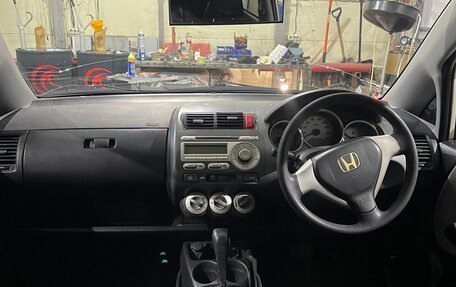 Honda Fit III, 2006 год, 420 000 рублей, 12 фотография