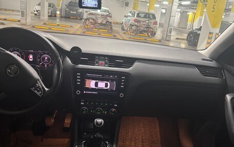 Skoda Octavia, 2019 год, 1 600 000 рублей, 11 фотография