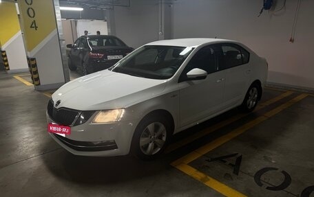 Skoda Octavia, 2019 год, 1 600 000 рублей, 2 фотография