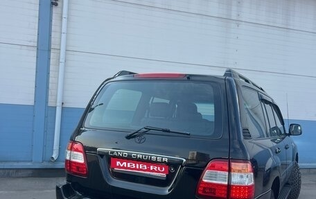 Toyota Land Cruiser 100 рестайлинг 2, 2003 год, 2 350 000 рублей, 6 фотография