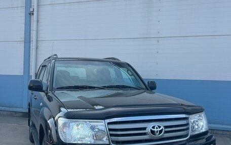Toyota Land Cruiser 100 рестайлинг 2, 2003 год, 2 350 000 рублей, 5 фотография