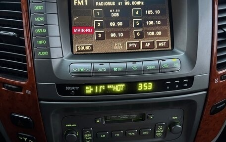 Toyota Land Cruiser 100 рестайлинг 2, 2003 год, 2 350 000 рублей, 30 фотография