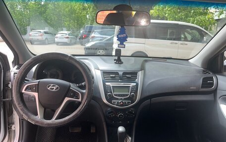 Hyundai Solaris II рестайлинг, 2013 год, 720 000 рублей, 7 фотография