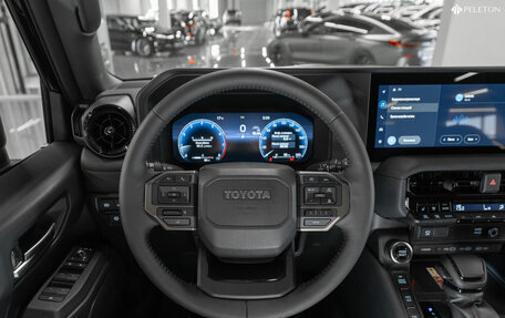Toyota Land Cruiser Prado, 2024 год, 8 900 000 рублей, 16 фотография