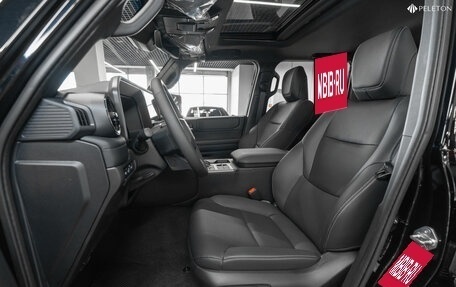 Toyota Land Cruiser Prado, 2024 год, 8 900 000 рублей, 14 фотография