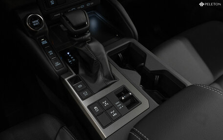 Toyota Land Cruiser Prado, 2024 год, 8 900 000 рублей, 25 фотография