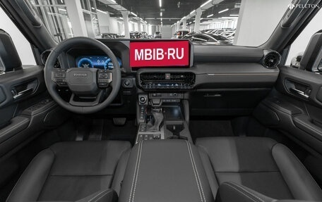 Toyota Land Cruiser Prado, 2024 год, 8 900 000 рублей, 13 фотография