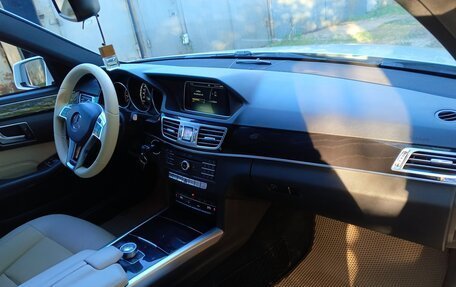 Mercedes-Benz E-Класс, 2015 год, 1 800 000 рублей, 6 фотография