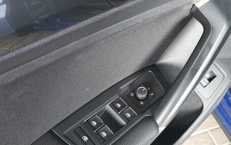 Volkswagen Tiguan II, 2018 год, 2 290 000 рублей, 9 фотография
