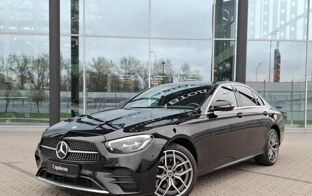 Mercedes-Benz E-Класс, 2021 год, 4 000 000 рублей, 1 фотография