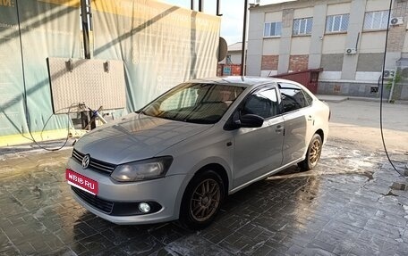 Volkswagen Polo VI (EU Market), 2011 год, 555 000 рублей, 1 фотография