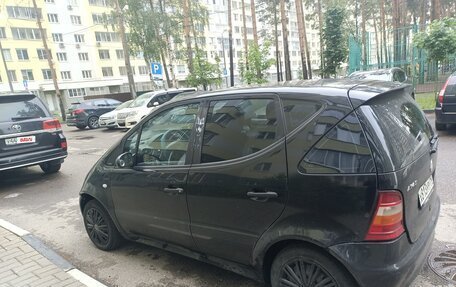 Mercedes-Benz A-Класс, 2000 год, 400 000 рублей, 4 фотография