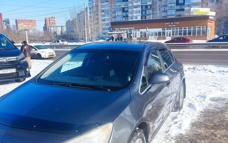 Opel Astra J, 2011 год, 830 000 рублей, 3 фотография