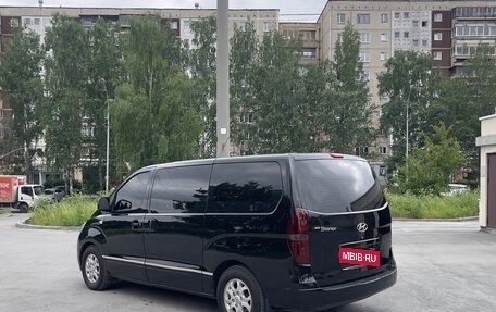 Hyundai H-1 II рестайлинг, 2008 год, 1 189 000 рублей, 7 фотография